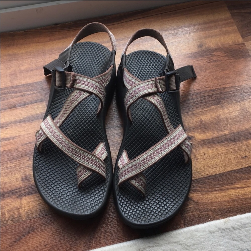 Women’s Chacos size 9